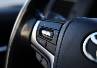 Подержанный автомобиль Toyota Land Cruiser Suv 2019 года (26 фото)