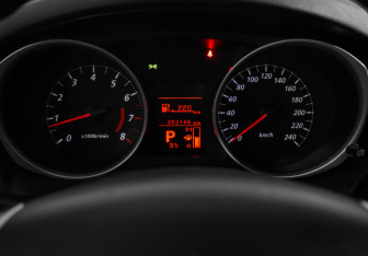 Подержанный автомобиль Mitsubishi ASX 2012 года (18 фото)