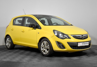Подержанный автомобиль Opel Corsa 2013 года (3 фото)