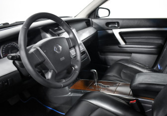 Подержанный автомобиль Nissan Teana 2006 года (9 фото)