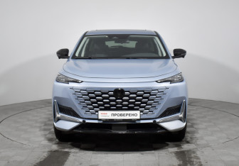 Подержанный автомобиль Changan UNI-K 2023 года (2 фото)