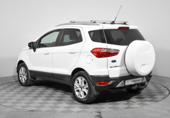 Подержанный автомобиль Ford EcoSport 2017 года (7 фото)
