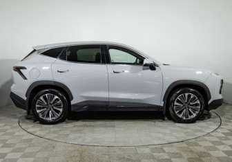 Подержанный автомобиль Jetour Dashing 2024 года (4 фото)