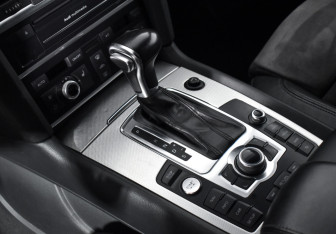 Подержанный автомобиль Audi Q7 2013 года (11 фото)