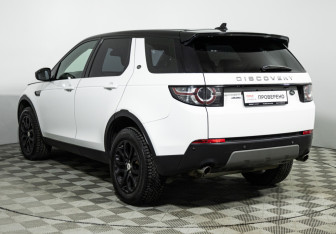 Подержанный автомобиль Land Rover Discovery Sport 2016 года (7 фото)