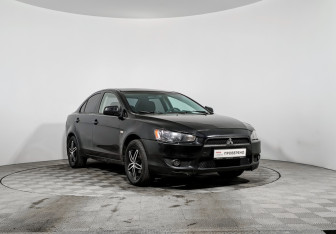 Подержанный автомобиль Mitsubishi Lancer Sedan 2009 года (3 фото)