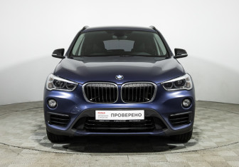 Подержанный автомобиль BMW X1 2017 года (2 фото)