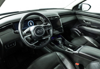Подержанный автомобиль Hyundai Tucson 2021 года (11 фото)