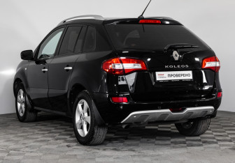 Подержанный автомобиль Renault Koleos 2008 года (7 фото)