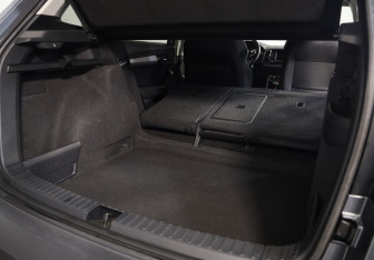Подержанный автомобиль Skoda Karoq 2021 года (30 фото)