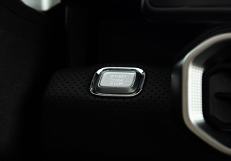 Подержанный автомобиль Jetour T2 2024 года (18 фото)