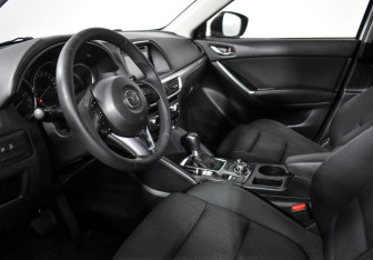 Подержанный автомобиль Mazda CX-5 2016 года (9 фото)