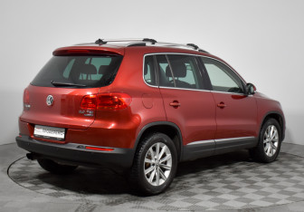 Подержанный автомобиль Volkswagen Tiguan 2013 года (5 фото)