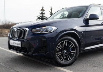Подержанный автомобиль BMW X3 2021 года (2 фото)