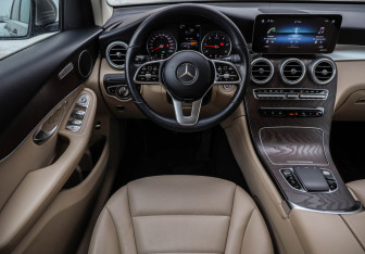 Подержанный автомобиль Mercedes-Benz GLC Coupe 2019 года (12 фото)