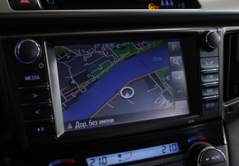 Подержанный автомобиль Toyota RAV4 2017 года (20 фото)