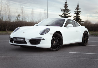 Подержанный автомобиль Porsche 911 Coupe 2013 года (1 фото)