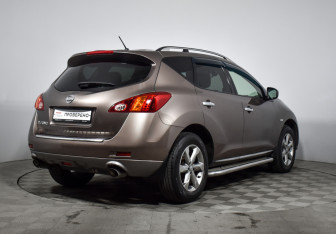 Подержанный автомобиль Nissan Murano Suv 2011 года (5 фото)