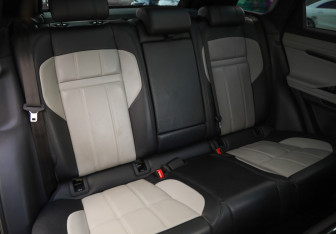Подержанный автомобиль Land Rover Range Rover Evoque 2019 года (29 фото)
