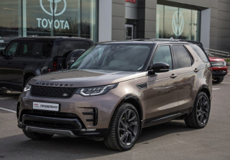 Подержанный автомобиль Land Rover Discovery 2017 года (3 фото)
