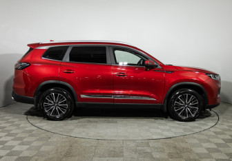 Подержанный автомобиль Chery Tiggo 8 Pro Max 2022 года (4 фото)
