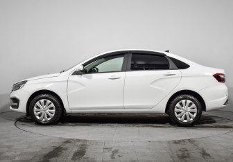 Подержанный автомобиль LADA (ВАЗ) Vesta Sedan 2023 года (8 фото)