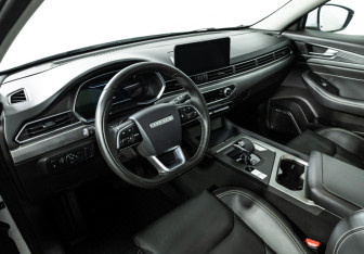 Подержанный автомобиль Soueast DX8S 2022 года (11 фото)