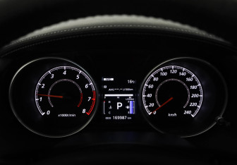 Подержанный автомобиль Mitsubishi Outlander 2010 года (20 фото)