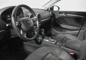Подержанный автомобиль Audi A3 Sedan 2015 года (9 фото)