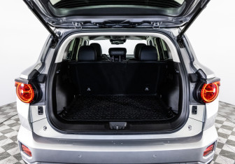 Подержанный автомобиль Haval H7 2025 года (30 фото)