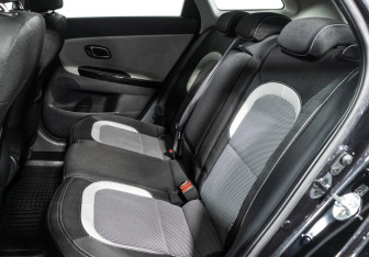 Подержанный автомобиль Kia Ceed Wagon 2018 года (10 фото)