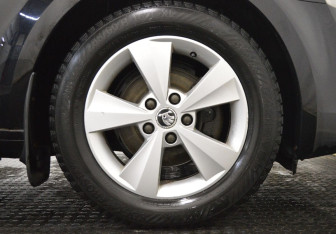 Подержанный автомобиль Skoda Octavia Liftback 2014 года (9 фото)