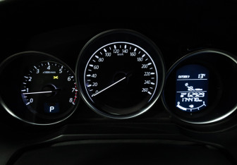 Подержанный автомобиль Mazda 6 Sedan 2016 года (12 фото)