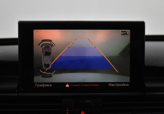 Подержанный автомобиль Audi A7 2013 года (14 фото)