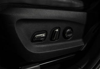 Подержанный автомобиль BMW X3 2018 года (23 фото)