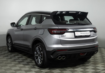 Подержанный автомобиль Geely Coolray 2022 года (7 фото)