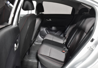 Подержанный автомобиль Kia Rio Sedan 2020 года (11 фото)