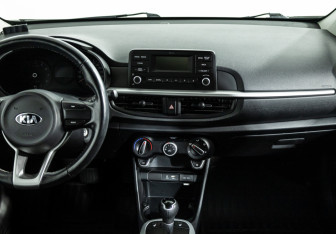 Подержанный автомобиль Kia Picanto 2018 года (14 фото)