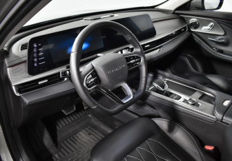 Подержанный автомобиль Chery Arrizo 8 2023 года (9 фото)