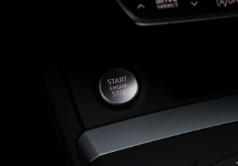 Подержанный автомобиль Audi Q5 2020 года (21 фото)