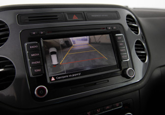 Подержанный автомобиль Volkswagen Tiguan 2011 года (19 фото)