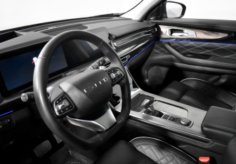 Подержанный автомобиль Exeed VX 2023 года (9 фото)