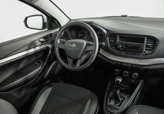 Подержанный автомобиль LADA (ВАЗ) Vesta Sedan 2023 года (9 фото)