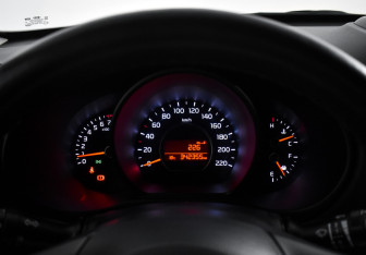 Подержанный автомобиль Kia Soul 2014 года (18 фото)
