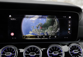 Подержанный автомобиль Mercedes-Benz AMG GT Liftback 2021 года (19 фото)