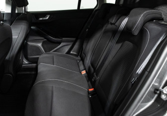 Подержанный автомобиль Ford Focus Wagon 2019 года (10 фото)