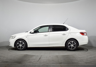 Подержанный автомобиль Peugeot 301 2013 года (8 фото)