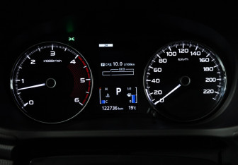 Подержанный автомобиль Mitsubishi Pajero Sport 2018 года (12 фото)