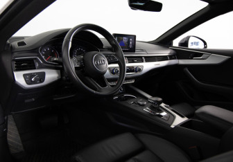 Подержанный автомобиль Audi A5 Liftback 2018 года (9 фото)