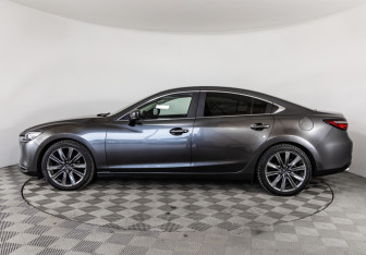 Подержанный автомобиль Mazda 6 Sedan 2018 года (8 фото)